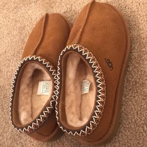 Ugg Tasman Slippers